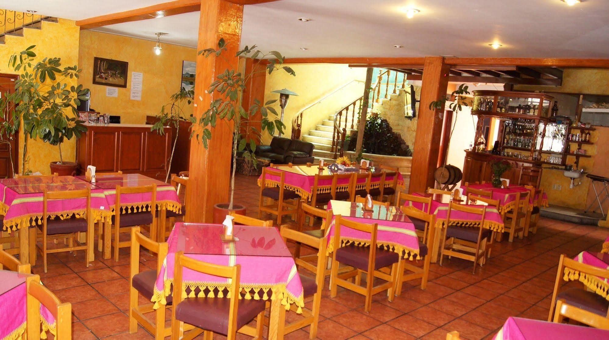 OYO Hotel Mi Casa Oaxaca Buitenkant foto